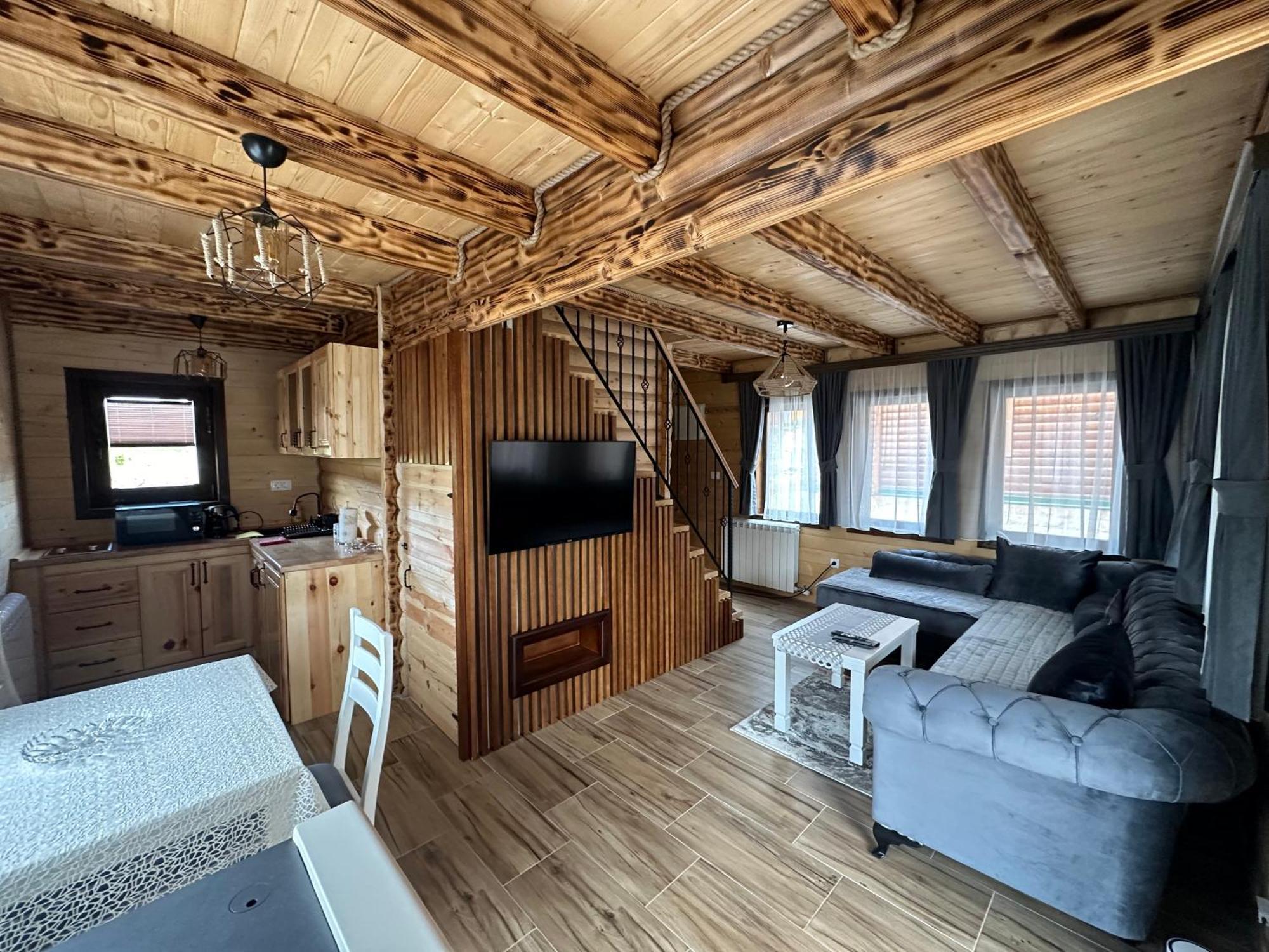 Zagrad Homes In Zabljak الغرفة الصورة